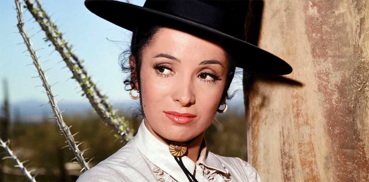 Muere Linda Cristal, la actriz argentina que conquistó Hollywood