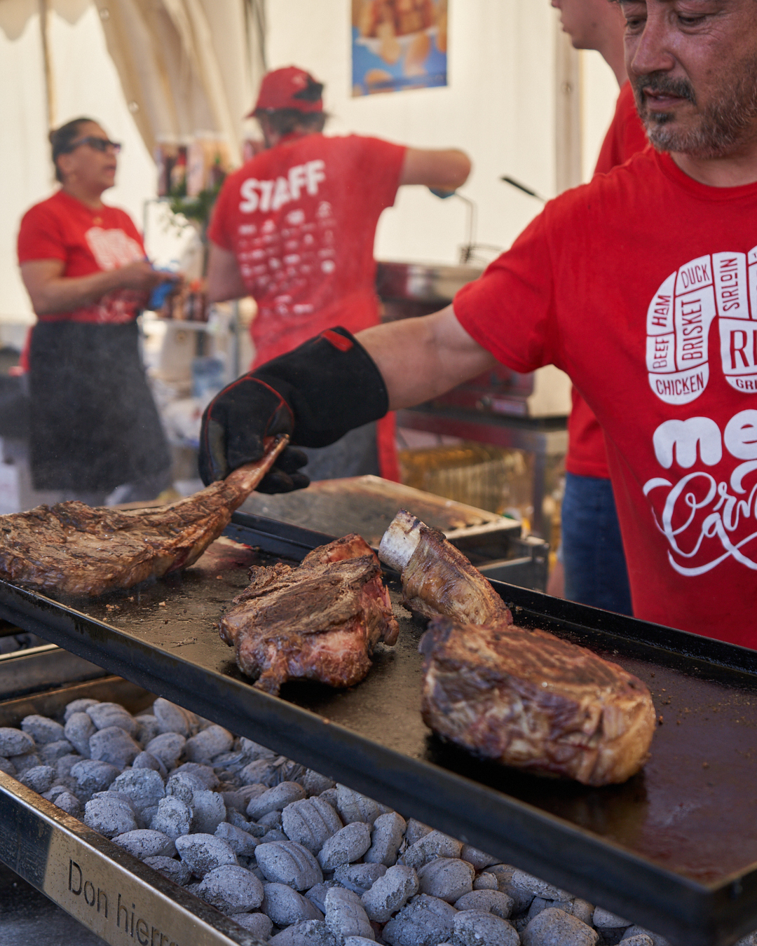 Valencia vuelve a ser la capital mundial de la brasa con el festival