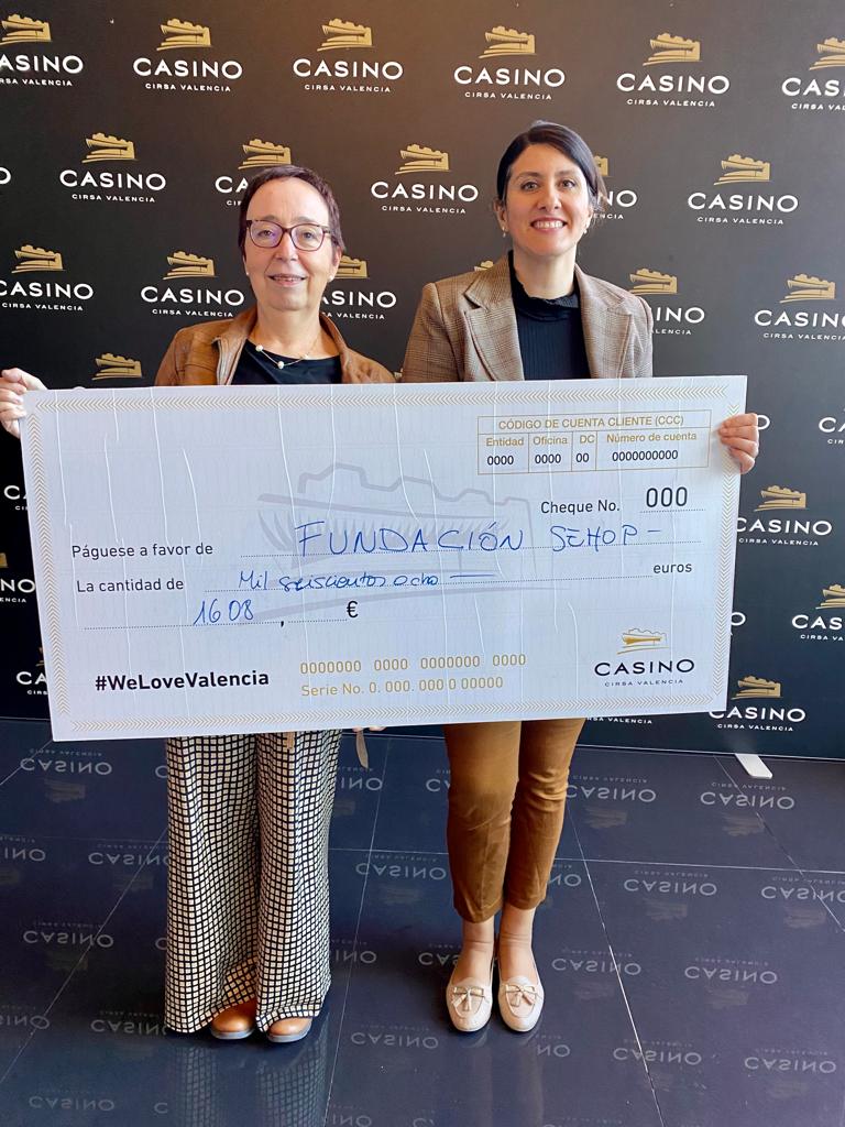 LA SOLIDARIDAD ENTRA EN JUEGO: CASINO CIRSA VALENCIA DESTINA SU URNA SOLIDARIA A LA INVESTIGACIÓN DEL CÁNCER INFANTIL