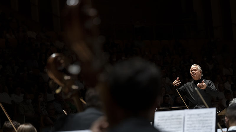 Les Arts inaugura el ciclo sinfónico con ‘La Sexta’, de Mahler, de la mano de Mark Elder y la Orquestra de la Comunitat Valenciana