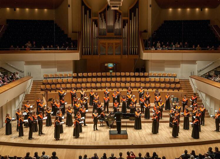 LAS CONEXIONES GERMÁNICAS DE BACH Y LA SOLIDARIDAD POR LA DANA, INVITADOS ESPECIALES DEL CONCIERTO DE NAVIDAD DEL ORFEÓN UNIVERSITARIO DE VALÈNCIA